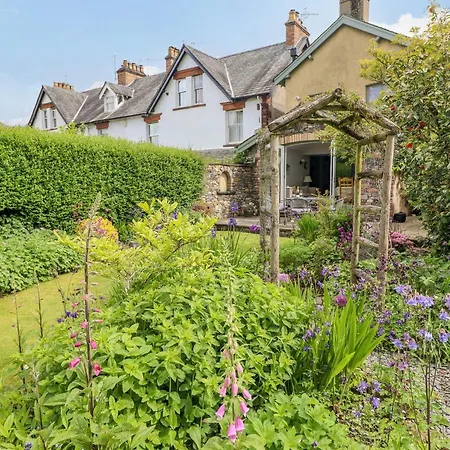 Plosh House * Keswick
